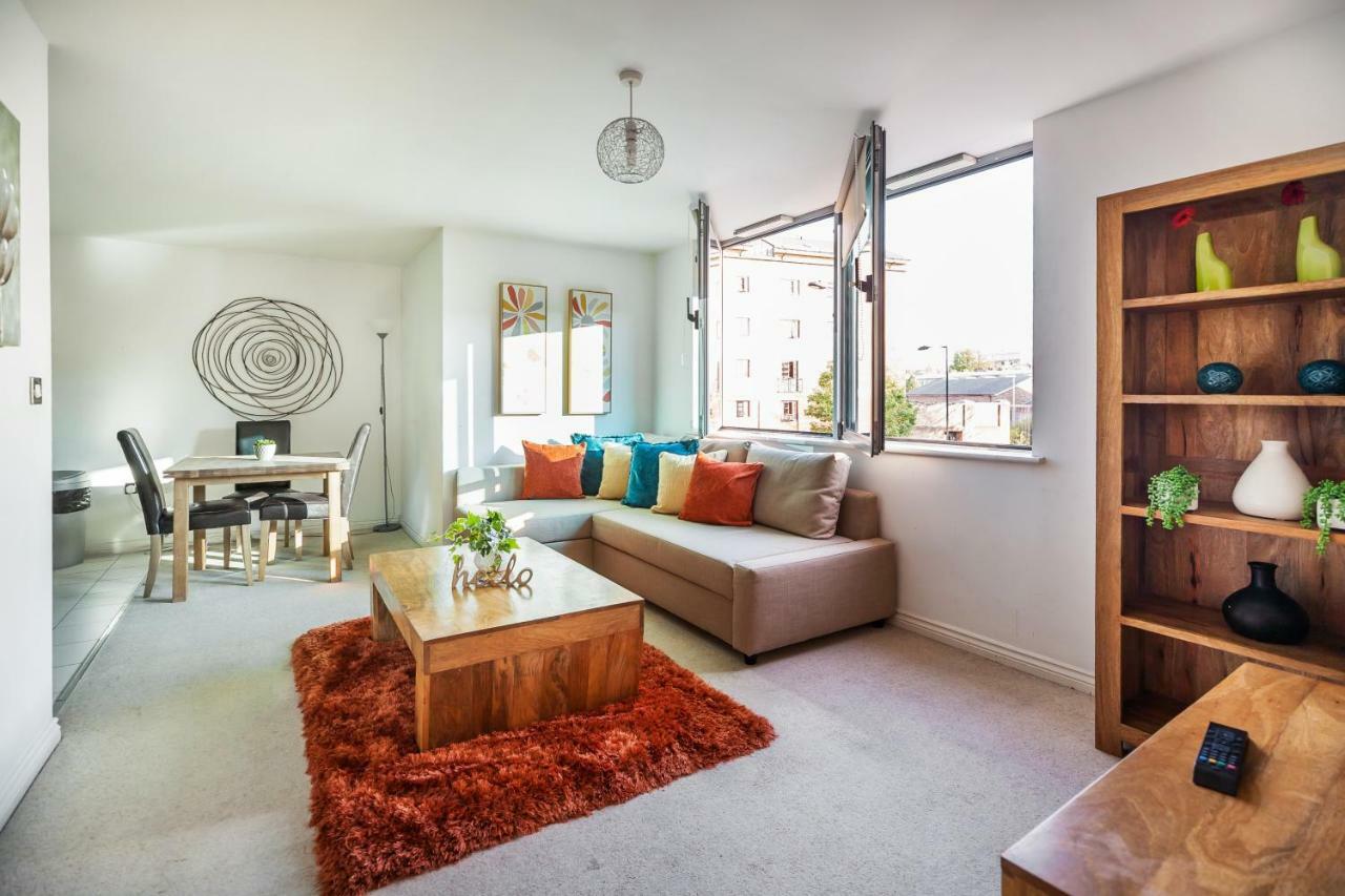 Club Living - Camden Town Apartments London Exteriör bild